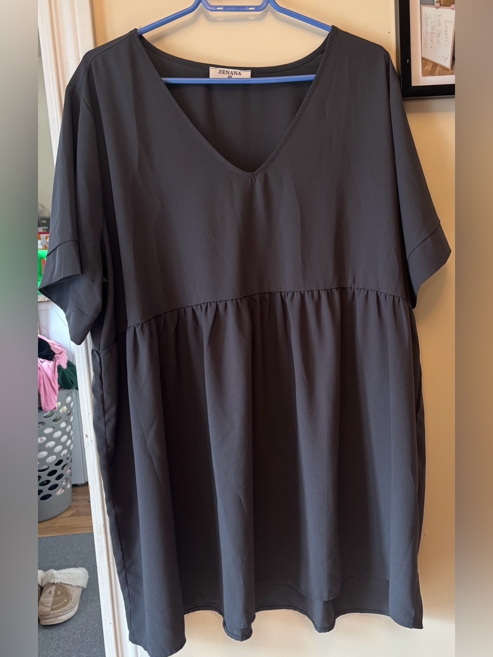 Black V-Neck Short Sleeve Babydoll peplum Top
